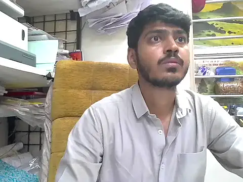 cute modell online show from October 2025 12:14:01 PM