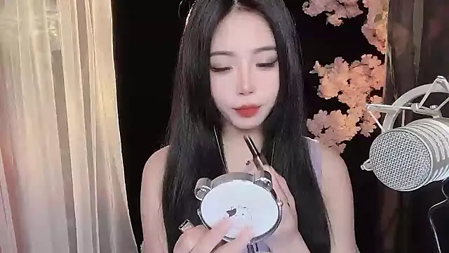 Snapshot of ying-love520 chatting on February 2025 02:34:02 PM ying-love520 online show from February 2025 02:34:02 PM