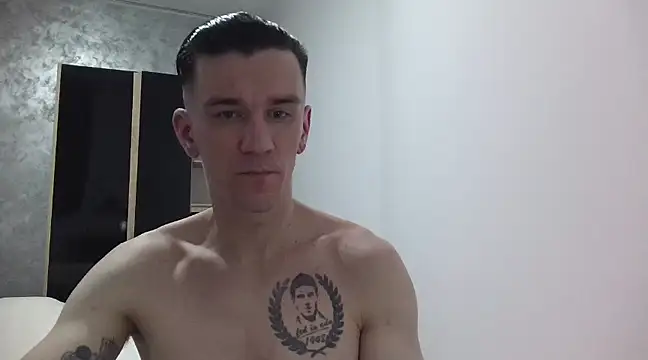 NathanNate0410 online show from January 2025 09:11:02 PM