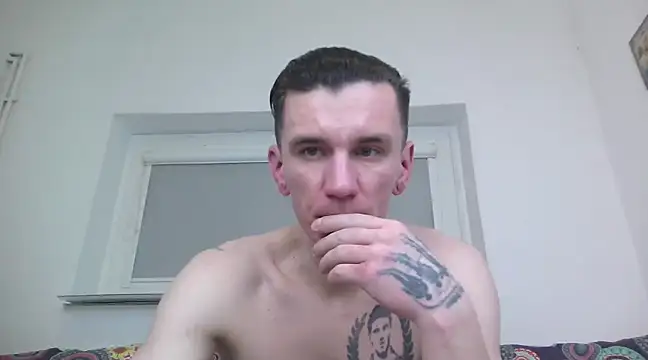 NathanNate0410 online show from February 2025 10:37:01 PM
