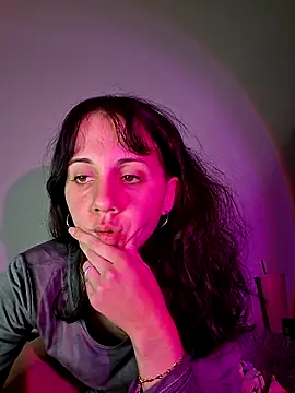 w4xxita online show from May 2026 02:41:01 AM