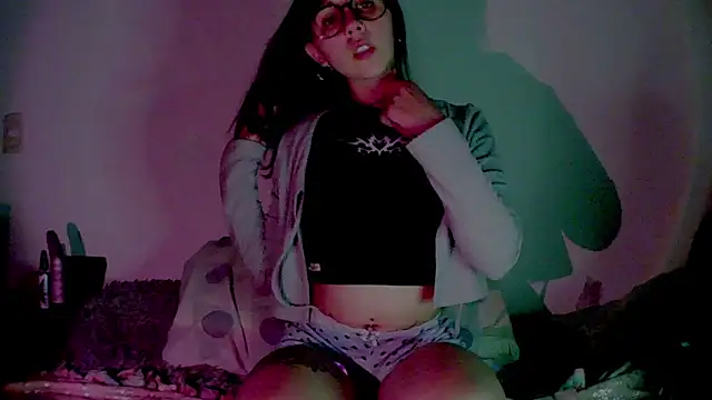 w4xxita online show from May 2026 03:13:01 AM