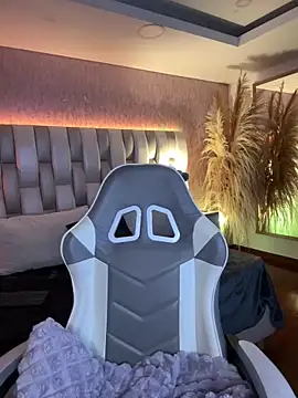 Sara  collins   online show from December 2025 12:12:02 PM