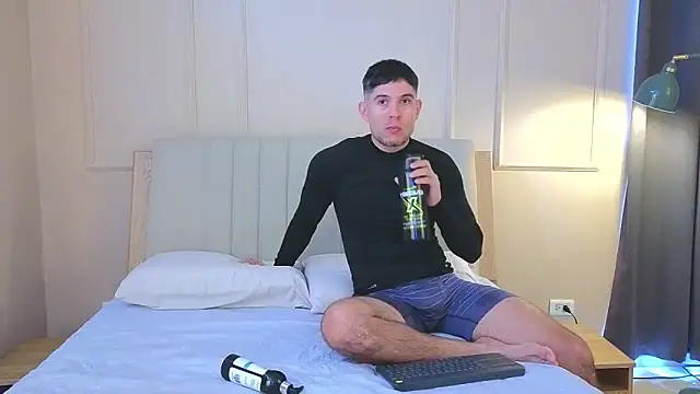 mr danni online show from June 2026 05:17:01 PM