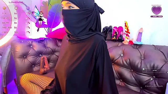 azahara faraah online show from September 2025 03:02:01 PM