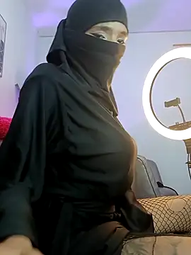 azahara faraah online show from September 2025 05:29:02 PM