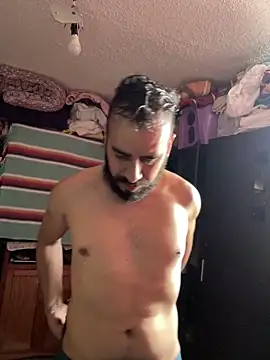 Snapshot of leonardohot1987 chatting on January 2025 08:19:02 PM leonardohot1987 online show from January 2025 08:19:02 PM