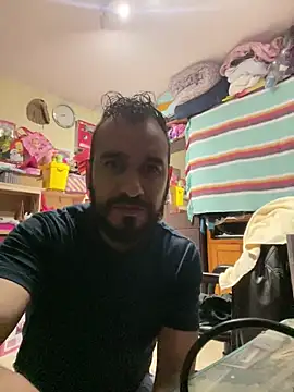 Snapshot of leonardohot1987 chatting on January 2025 02:28:02 AM leonardohot1987 online show from January 2025 02:28:02 AM