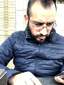 Snapshot of leonardohot1987 chatting on January 2026 06:32:02 PM leonardohot1987 online show from January 2026 06:32:02 PM