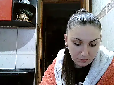 Snapshot of Yuliia30 chatting on January 2026 09:33:01 AM Yuliia30 online show from January 2026 09:33:01 AM