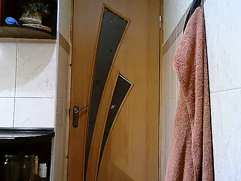 Snapshot of Yuliia30 chatting on February 2026 03:31:01 PM Yuliia30 online show from February 2026 03:31:01 PM