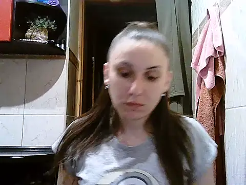 Yuliia30 online show from March 2026 06:47:01 PM