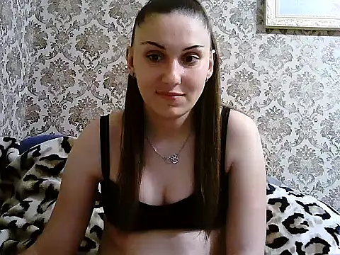 Yuliia30 online show from May 2026 06:58:01 PM