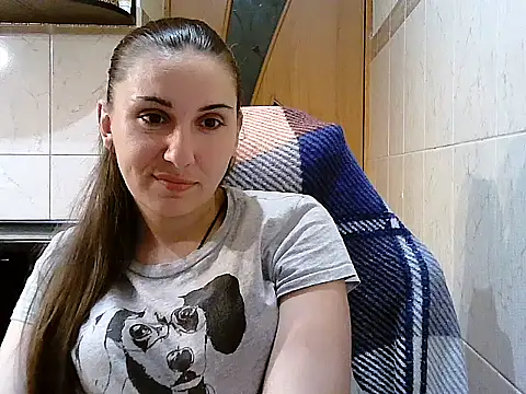 Yuliia30 online show from July 2026 03:54:02 PM