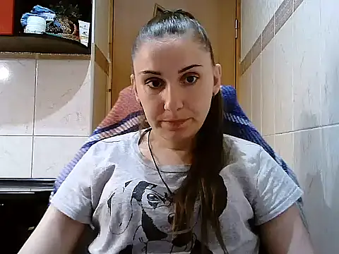 Yuliia30 online show from July 2026 07:39:01 PM
