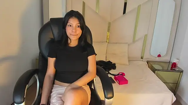 Salmaportman69 online show from March 2026 09:32:02 PM