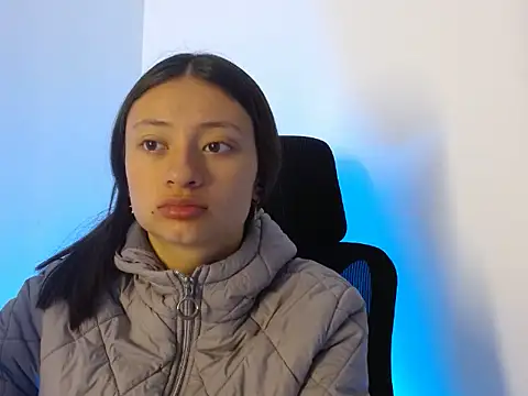 Snapshot of Greta_Glimmer28 chatting on November 2025 01:54:02 PM Greta Glimmer28 online show from November 2025 01:54:02 PM