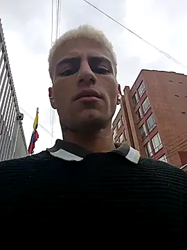 dany hardy online show from September 2025 08:46:01 PM