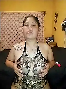 Snapshot of ConyPeralta chatting on February 2025 04:12:02 AM ConyPeralta online show from February 2025 04:12:02 AM