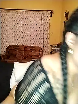 Snapshot of ConyPeralta chatting on March 2025 02:48:01 AM ConyPeralta online show from March 2025 02:48:01 AM