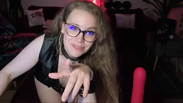 Miss luxiole online show from November 2025 05:59:01 PM