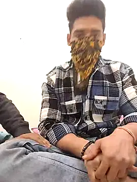 13horny13 online show from February 2025 04:33:01 PM