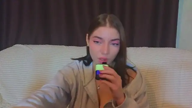 CassJonn online show from January 2025 06:54:01 PM