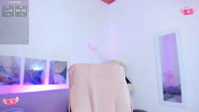 Kathe slim online show from November 2025 04:49:02 PM