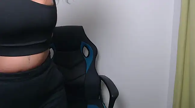 juli love11 online show from February 2025 12:08:01 AM