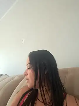 Snapshot of Novinhabonequinha3 chatting on January 2025 03:50:01 PM Novinhabonequinha3 online show from January 2025 03:50:01 PM