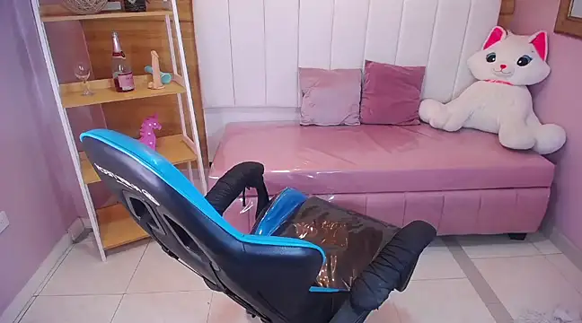 Snapshot of victoria_ricci_a chatting on February 2025 08:05:01 PM victoria ricci a online show from February 2025 08:05:01 PM