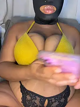 Lilymoonshow online show from May 2026 09:48:01 AM