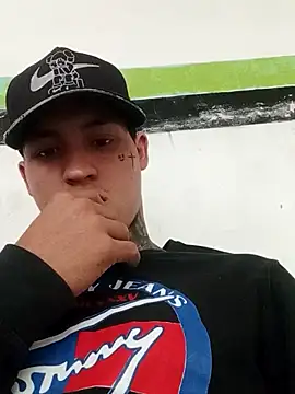 Briangalleta online show from September 2025 03:57:01 PM