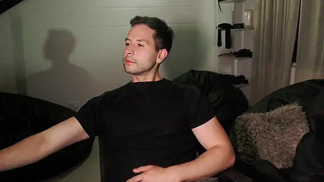 hairyncuteass online show from January 2025 12:12:01 AM