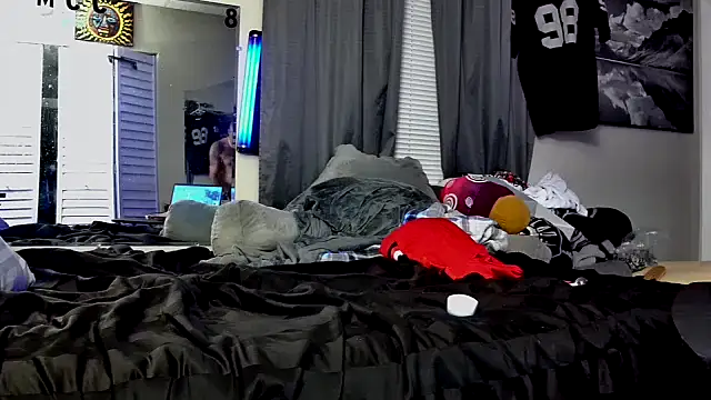 1badfucka online show from February 2025 12:10:02 AM