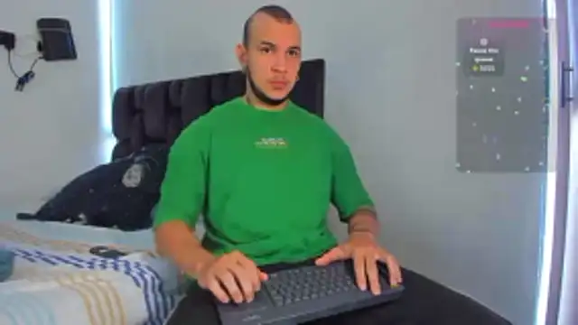 Snapshot of austinoficial chatting on February 2026 08:59:01 PM austinoficial online show from February 2026 08:59:01 PM