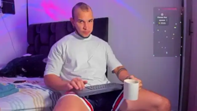 Snapshot of austinoficial chatting on March 2026 05:36:01 AM austinoficial online show from March 2026 05:36:01 AM