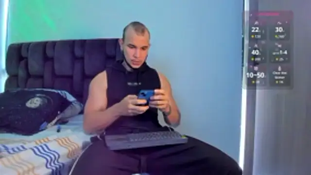 Snapshot of austinoficial chatting on March 2026 10:17:02 PM austinoficial online show from March 2026 10:17:02 PM