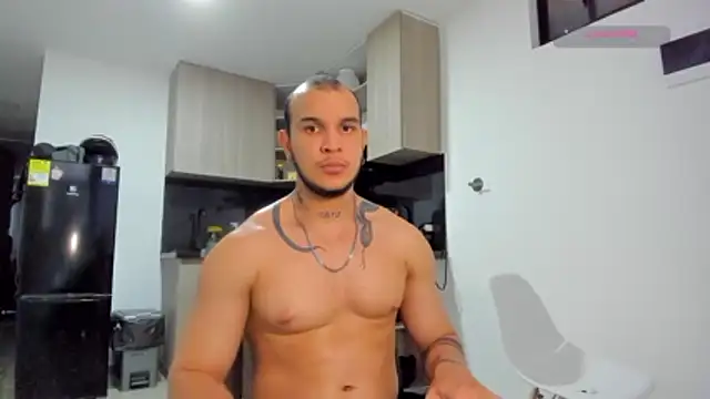 Snapshot of austinoficial chatting on March 2026 10:25:01 PM austinoficial online show from March 2026 10:25:01 PM