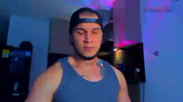 Snapshot of austinoficial chatting on April 2026 10:37:02 PM austinoficial online show from April 2026 10:37:02 PM