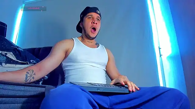 austinoficial online show from July 2026 09:22:01 PM