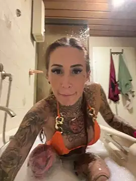 Snapshot of Black_sweet_Rose chatting on January 2025 09:34:01 PM Black sweet Rose online show from January 2025 09:34:01 PM