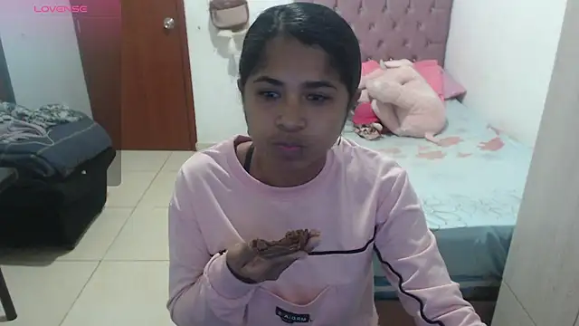 july-feria online show from November 2025 10:20:02 PM