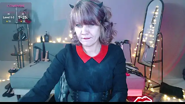 Snapshot of Goddess_Orsa chatting on February 2026 07:34:01 AM Goddess Orsa online show from February 2026 07:34:01 AM