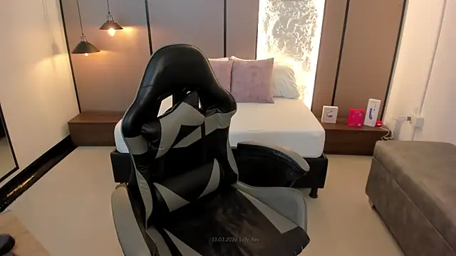 lilly ass  online show from March 2026 12:45:02 PM