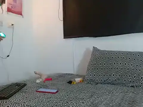 Snapshot of samantha_ferrer28 chatting on March 2025 08:10:01 AM samantha ferrer28 online show from March 2025 08:10:01 AM