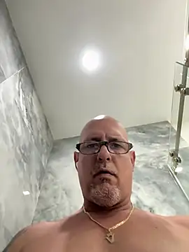 Snapshot of carlospingalinda chatting on February 2025 05:48:01 PM carlospingalinda online show from February 2025 05:48:01 PM