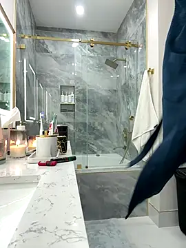 Snapshot of carlospingalinda chatting on September 2025 03:33:01 PM carlospingalinda online show from September 2025 03:33:01 PM