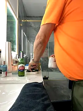 Snapshot of carlospingalinda chatting on September 2025 10:56:02 PM carlospingalinda online show from September 2025 10:56:02 PM