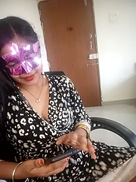 Snapshot of Babbyy_doll chatting on February 2025 03:53:01 AM Babbyy doll online show from February 2025 03:53:01 AM